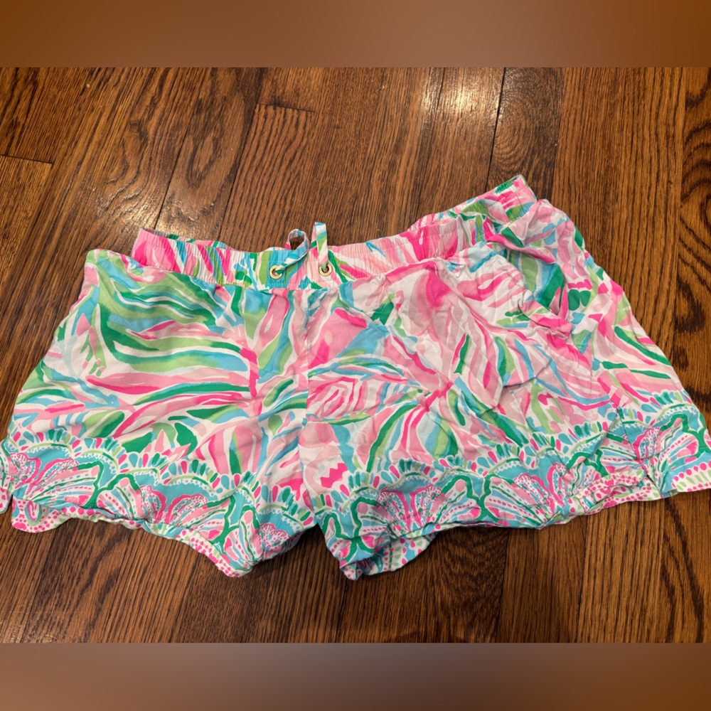 Lilly Pulitzer Pink and Green Patterned Women Shorts